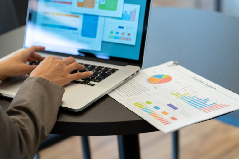 接客なしのアルバイト！人見知りでも快適に働ける仕事12選のアイキャッチ