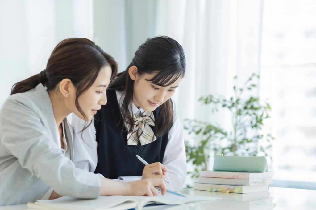 フリーステップと他の塾講バイトとの比較