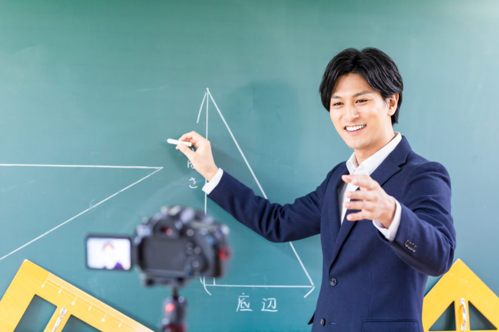 塾講師のアルバイトの時給・シフト・待遇