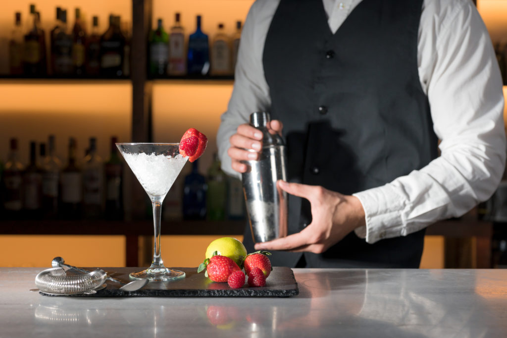 バーテンダーのアルバイトが向いている人