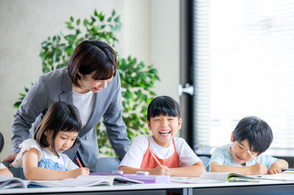 家庭教師のアルバイトで人気の会社