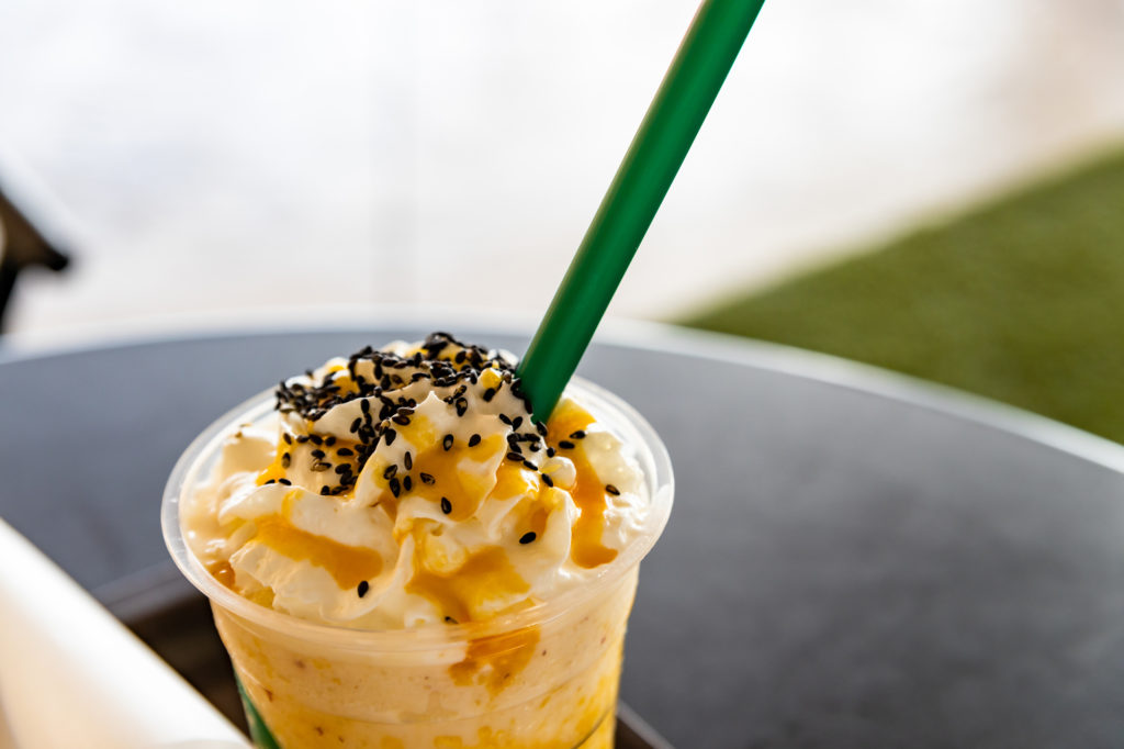 スタバの時給の平均