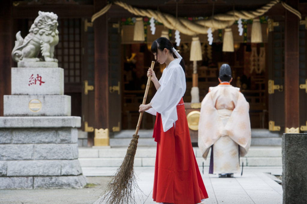 神社(巫女)での長期アルバイトはあるの?