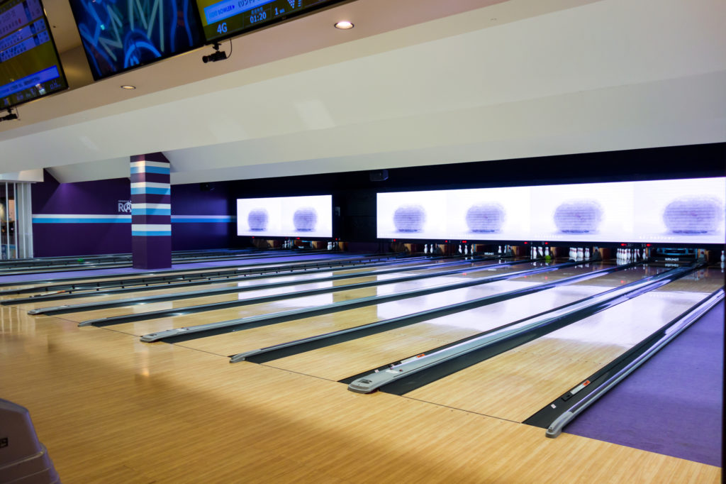 ラウンドワンのバイトと他のアミューズメント施設の違い