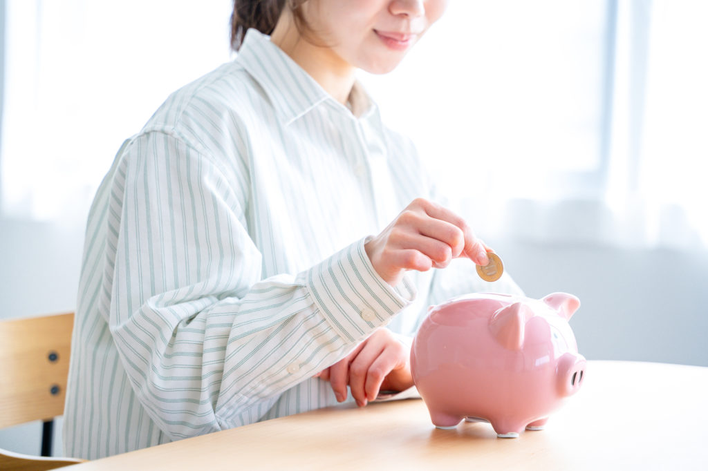 リゾートバイトで目標金額を確実に貯金するための4つのコツ
